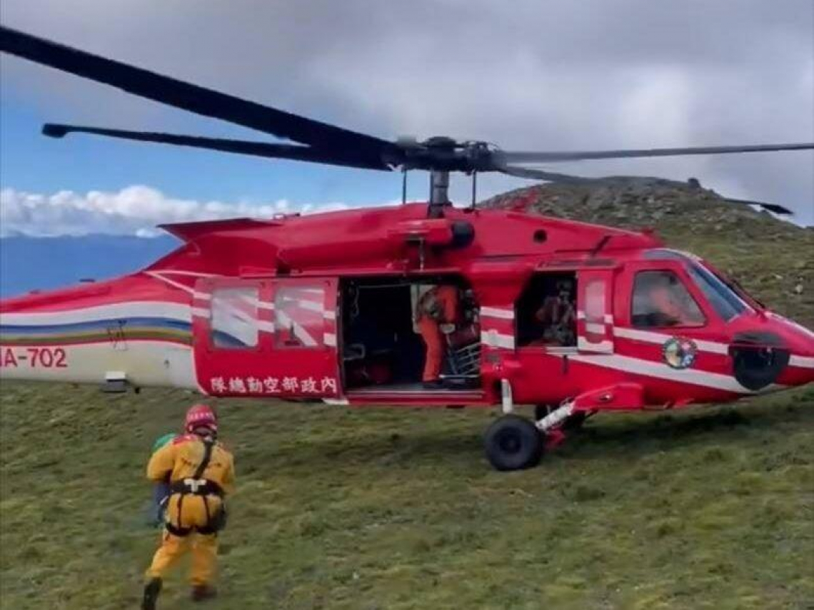 山難奪2命…網揭70歲阿公300岳嚮導、8歲孫已60岳！眼看大人失溫「打電話自救」：心理素質強大